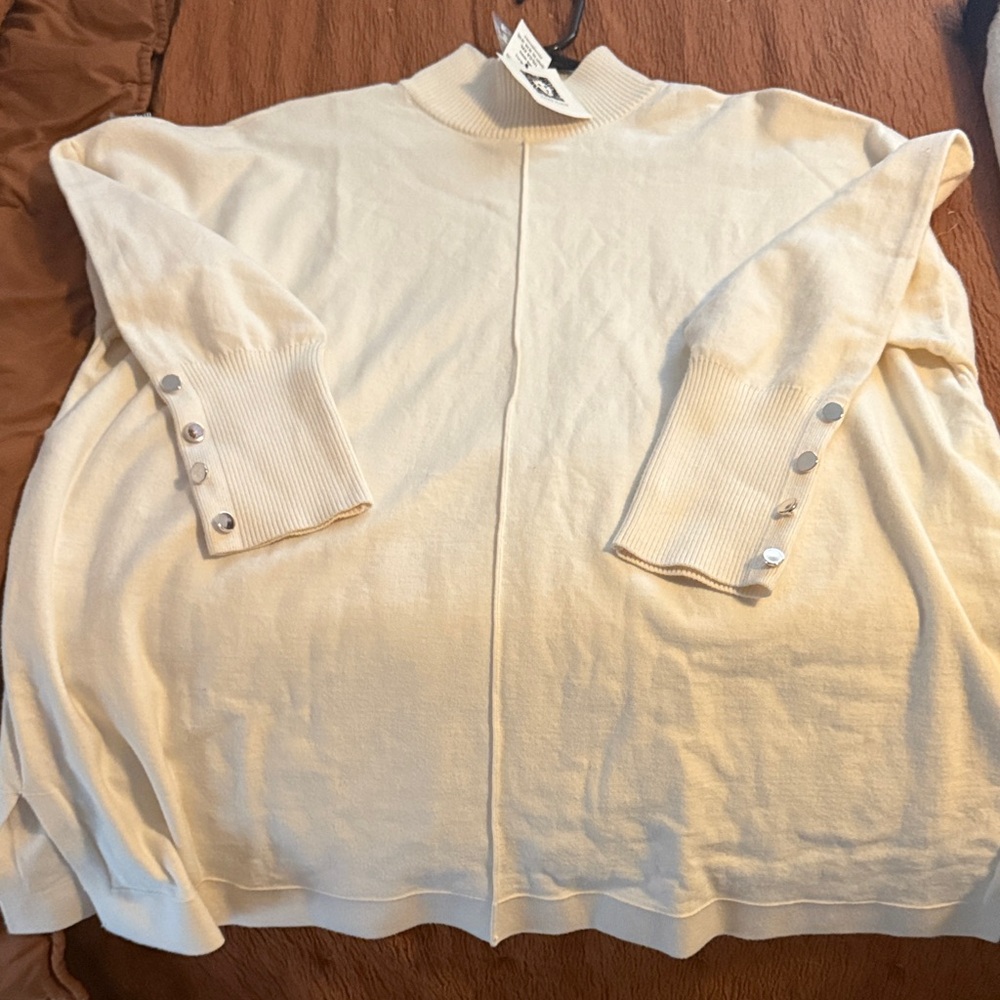 Anne Klein Cream Knit Top with Button Accents